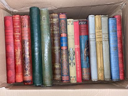 Lot of 11 boxes containing approximately...