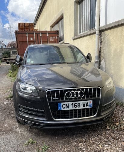 * VENTE SUR SAISIE : VENDU UNIQUEMENT À DES...