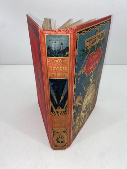 Jules, VERNE 
Seconde Patrie
Grand in-8 illustré.
Cartonnage...