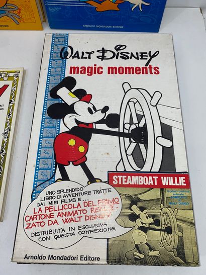 TOPOLINO, MICKEY, GOOFY, DONALD 
Set includes:
-...