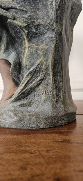 Alfred FORETAY d'après
Hirondelle blessée
Sculpture...
