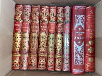 Important lot comprenant environ 185 volumes...