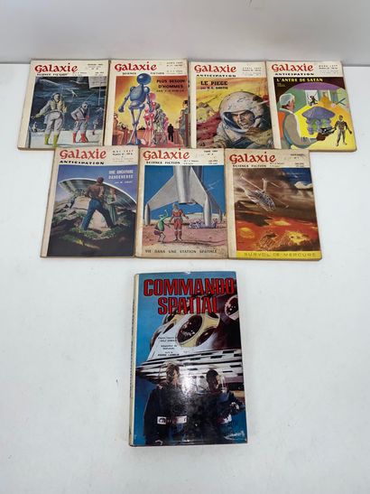 SCIENCE FICTION 
Set includes: 
- 7 books...