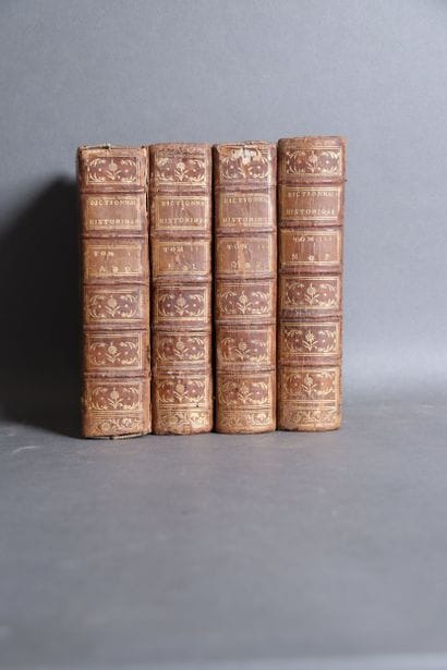 New Portable Historical Dictionary...
Amsterdam,...