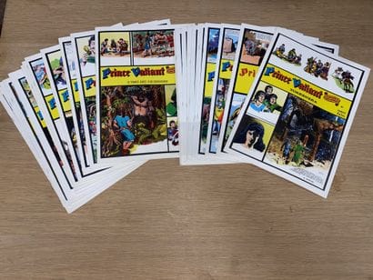 PRINCE VALIANT 
Lot de 50 albums en Italien...
