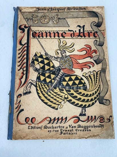 Lot de huit albums, dont :
-	Napoléon, illustré...