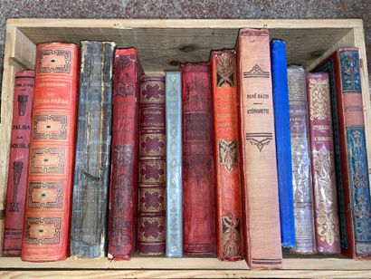 Lot d’environ 150 livres d’aventures, romans,...