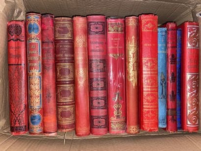 Lot of 11 boxes containing approximately...