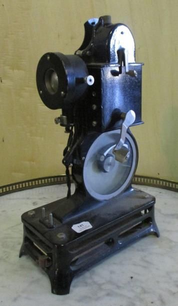 Projecteur PATHE BABY