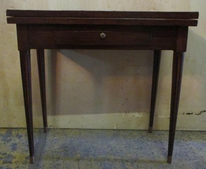 Table à jeu à plateau porte-feuille, XIXème...