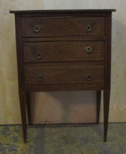 Petite commode en bois naturel et placage...