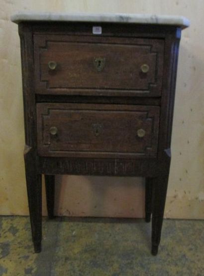 Petite commode en bois naturel, plateau en...