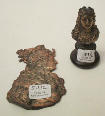 Lot représentant Louis XIV: buste en bronze...