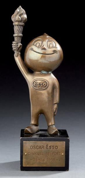 Oscar Esso Trophée représentant la goutte...