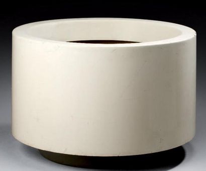 KNOLL INTERNATIONAL Jardinière à corps cylindrique...