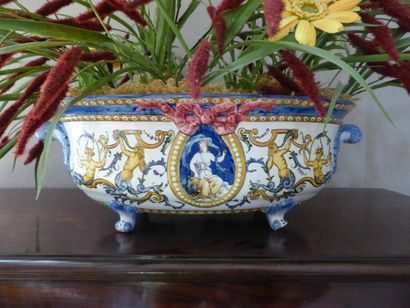 Jardinière en faïence de Gien.