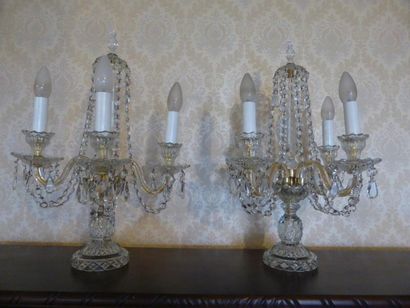 Paire de girandoles à 4 lumières. H: 53 ...