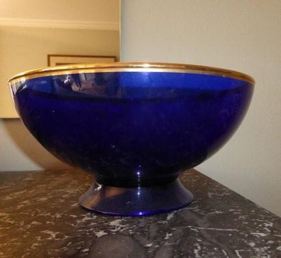 Coupe sur pied en verre bleu LANCEL H: 12.5...