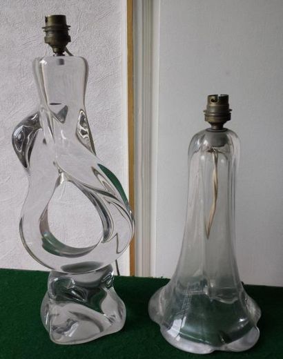 Deux pieds de lampe en cristal DAUM FRANCE...