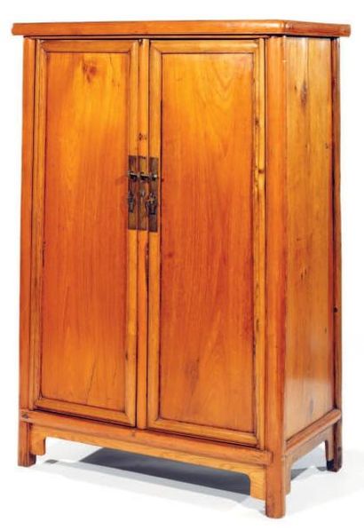 Armoire chinoise à deux portes 141,5 x 92...
