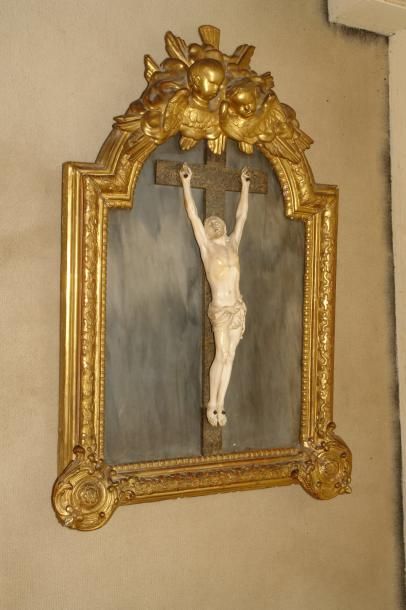 Très beau Christ janséniste en ivoire sculpté...