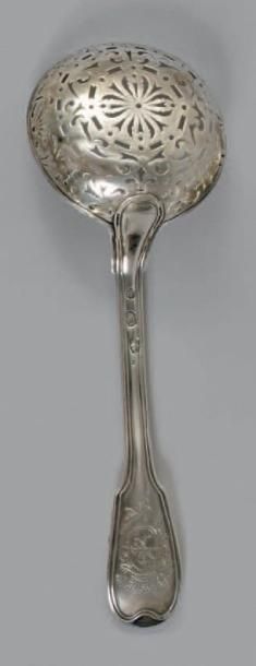 Cuiller saupoudreuse en argent, modèle à...