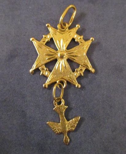 Saint esprit en or 18K poid s: 2.3 gr