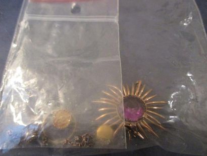 Débris or 18k poids brut:10 gr