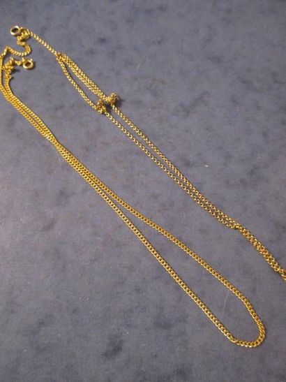 Deux chaines de cou en or jaune 18 k (pds:7,6...