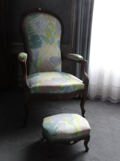 Fauteuil Voltaire et repose pieds H: 80;...
