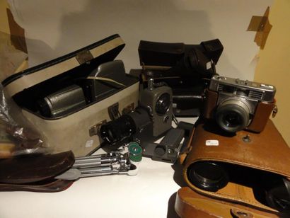 ZEISS IKON
Appareil photo dans son étui Accessoires...