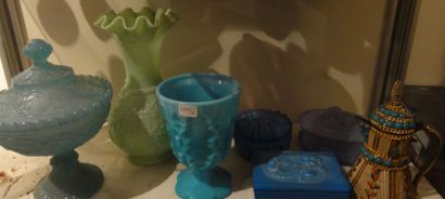 Mannette: Vases, boîtes, coupes, verre o...