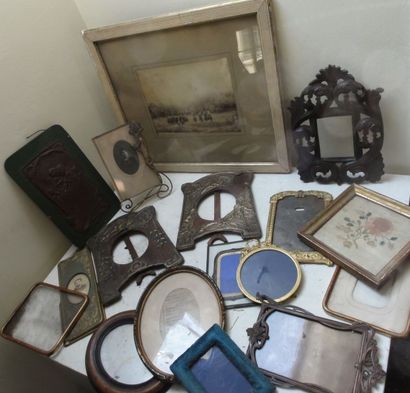Manettte: Lot de cadres photos anciens dont...