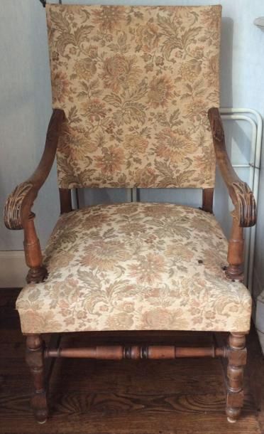 Fauteuil style Louis XIII