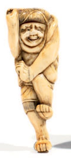 Netsuke en ivoire représentant un danseur,...