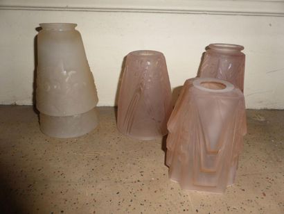 MULLER FRERES LUNEVILLE
Une paire de caches...