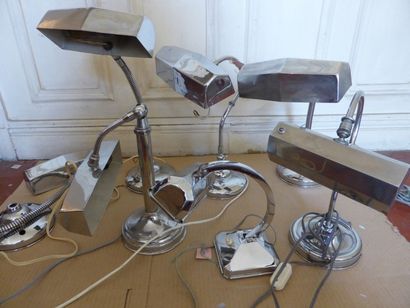 Lot de sept lampes de bureau articulée en...