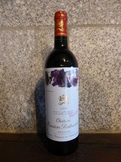 1 bouteille CH. MOUTON-ROTHSCHILD, 1° cru...