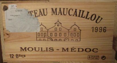 12	bouteilles 	CH. 	MAUCAILLOU, 	Moulis 	1996	...