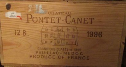 12 bouteilles CH. 	PONTET-CANET, 5° cru Pauillac...