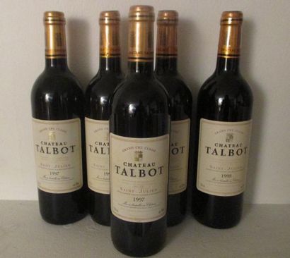 5 bouteilles CH. TALBOT, 4° cru Saint-Julien...