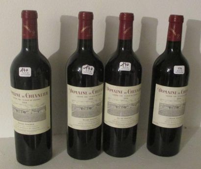 4 bouteilles DOMAINE DE CHEVALIER, Pessac-Léognan...