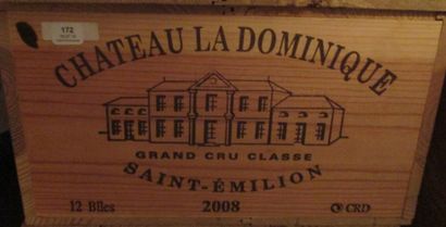 12 bouteilles CH. 	LA DOMINIQUE, Grand Cru...