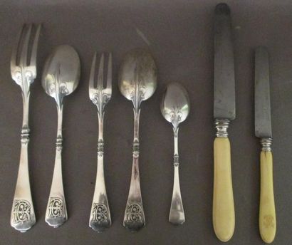 Partie de ménagère en argent à queue de rat...