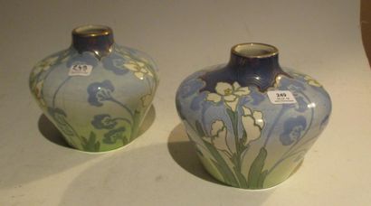 KELLER & GUERIN - LUNEVILLE

Deux vases en...