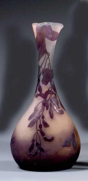GALLE Emile(1846-1904)
Vase en verre doublé...