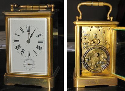 PENDULETTE de voyage formant réveil en laiton...
