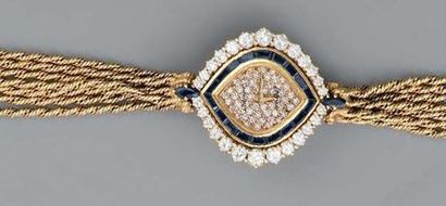 MONTRE BRACELET de dame en or jaune, le boîtier...