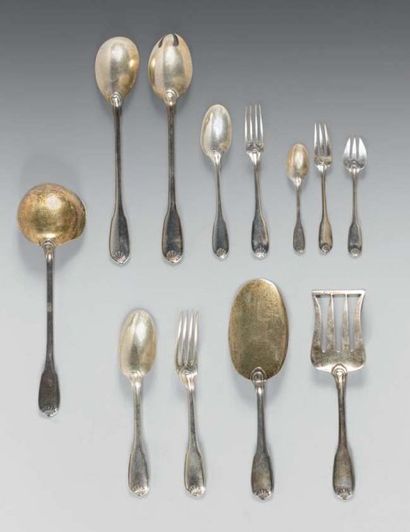 PARTIE DE SERVICE DE COUVERTS en argent,...