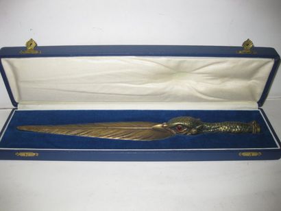 MOIGNIEZ Jules (1835-1894). Coupe-papier...